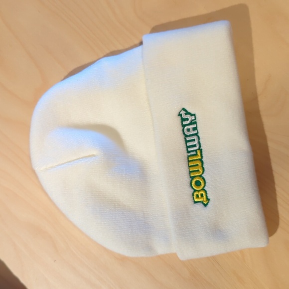 Raptors Toque - Picture 2 of 2